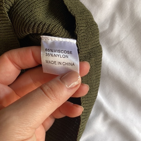 LF SEEK the label quarter zip shirt, short sleeve, olive green, size M - Picture 5 of 5
